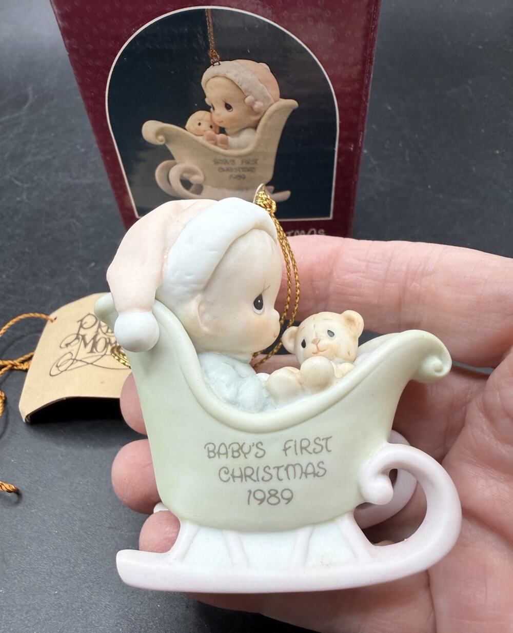 Precious Moments ORNAMENT 1989 BABY'S FIRST CHRISTMAS MIB EUC -52D